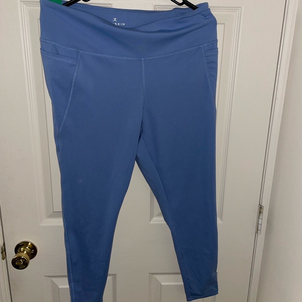 Blue leggings